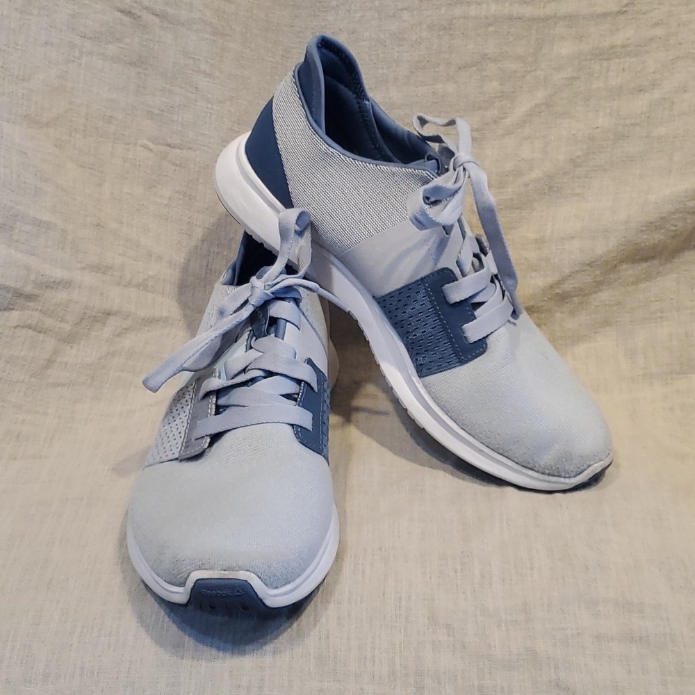 Reebok Sneakers SZ 9
